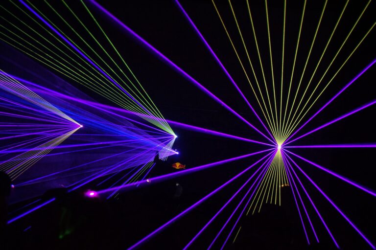andicrank-laser-show-2074715_1920